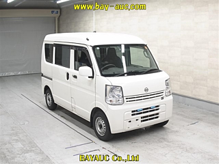 Nissan Clipper Van