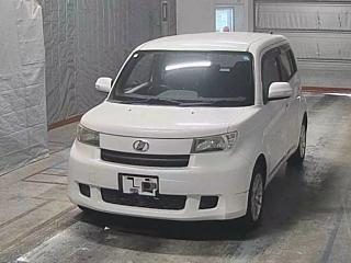 Toyota Bb