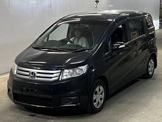 Honda Freed Spike