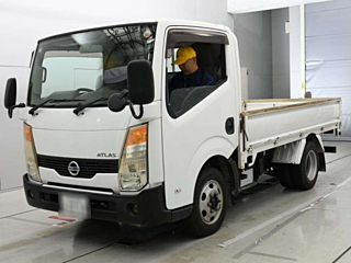 Nissan Atlas