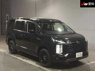 Mitsubishi Delica D5